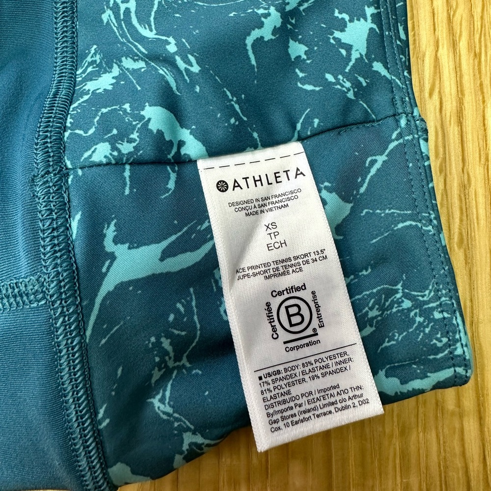 ATHLETA, Ace Printed Tennis Skort 13.5", Teal Marble, Size X-Small - Picture 5 of 11